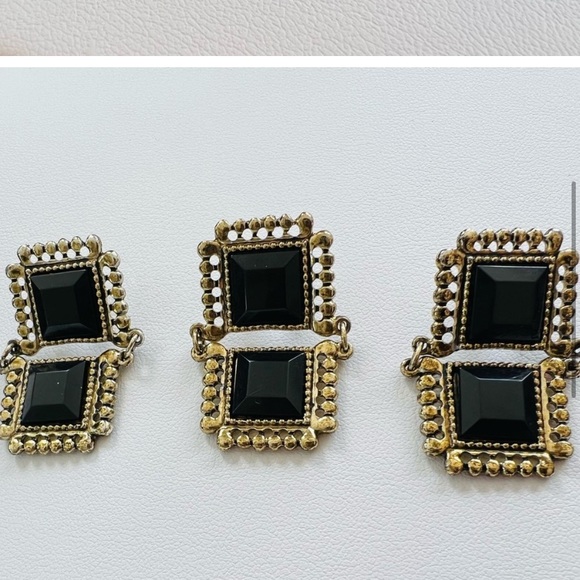 Double Square Linked Black Faux Gem & Gold Tone Filigree Earrings - Picture 5 of 5